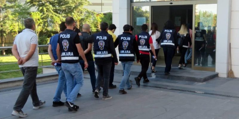 Ankara merkezli 10 ilde FETÖ operasyonu: 29 gözaltı kararı