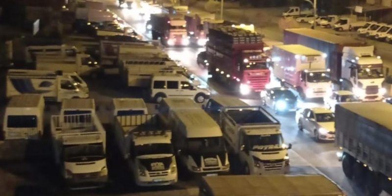 TAG Otoyolu'nda tüneldeki fan yola düştü: Adana-Gaziantep yönünde ulaşım durdu