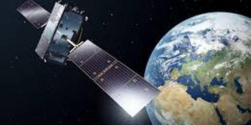 Rusya'dan uzay uyarısı: ABD uydusu parçalanıyor