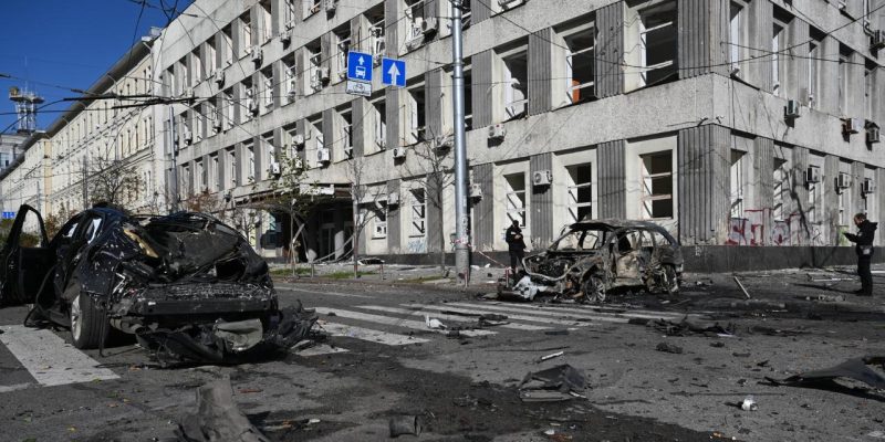 Kiev'de kritik alt yapı tesisine hava saldırısı